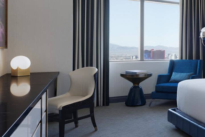 Room 43 of 159